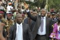 Charles Blé Goudé et Laurent Gbagbo, ici en octobre 2010, pendant la campagne présidentielle, avant la crise post-électorale.
© AFP PHOTO/ SIA KAMBOU